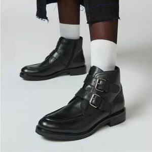 Seychelles Doing It Right Black Leather Booties size 8.5